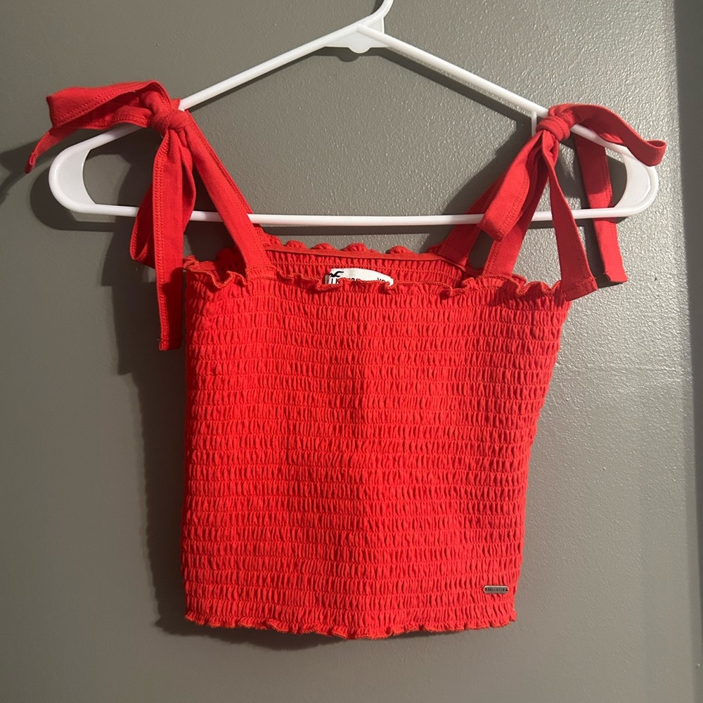 hollister crop top, never worn